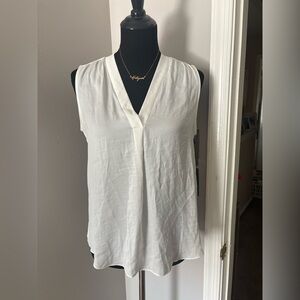 NWT Vince Camuto ivory high low v neck tank